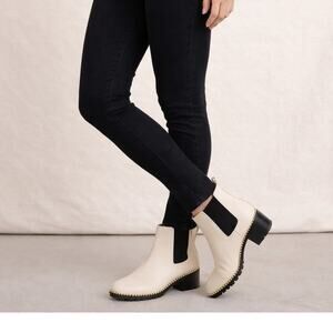 BCBGeneration Natti Chelsea Boots Cream with Metal Trim Size 7 NWT